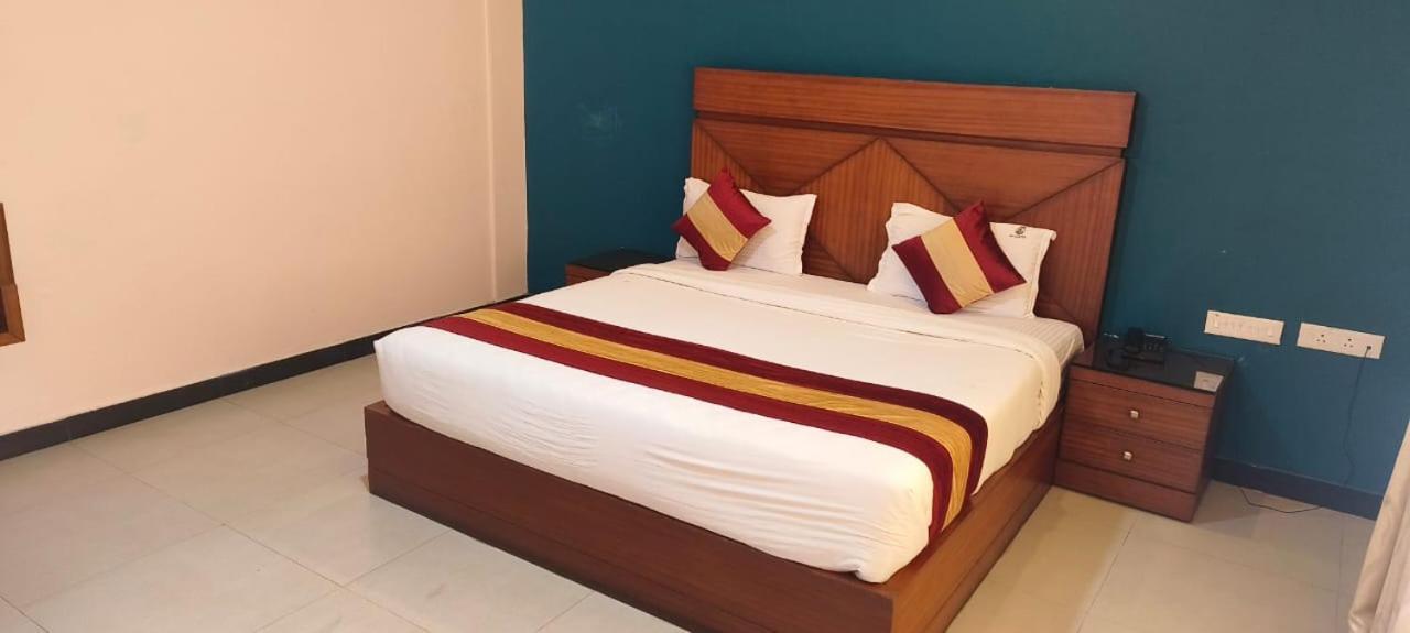 Hotel Le Castle Кодайканал Екстериор снимка