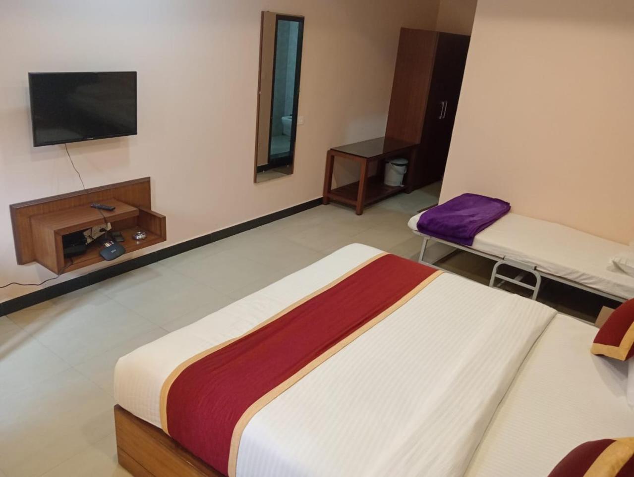Hotel Le Castle Кодайканал Екстериор снимка